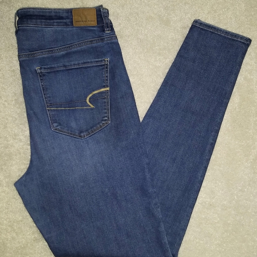 AMERICAN EAGLE HIGHEST RISE BLUE JEAN JEGGINGS 14